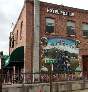 Historic Hotel Prairie in Prairie City